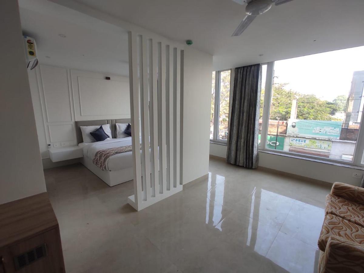 Hotel Mumbai House Express Udaipur Extérieur photo