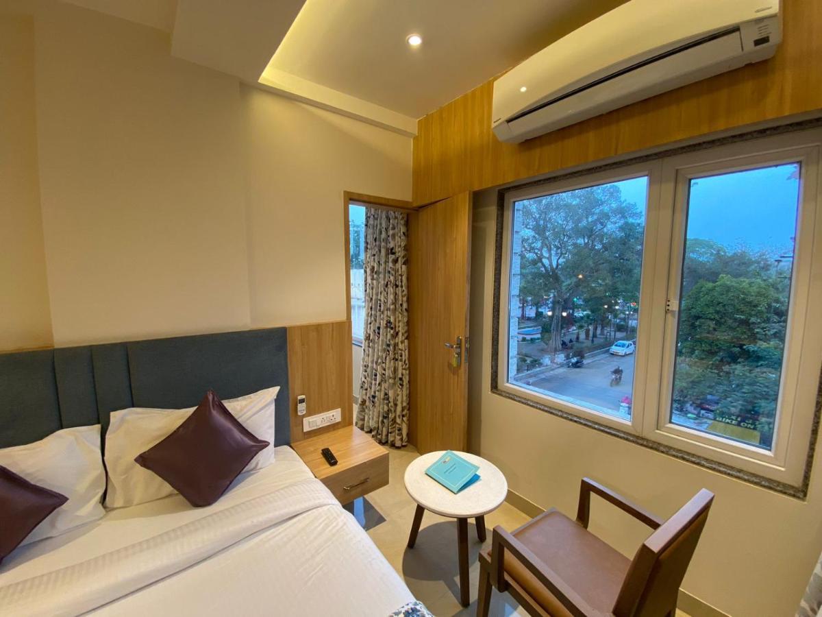 Hotel Mumbai House Express Udaipur Extérieur photo