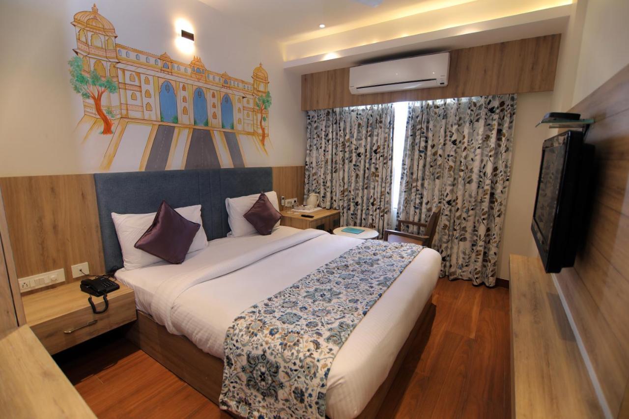 Hotel Mumbai House Express Udaipur Extérieur photo