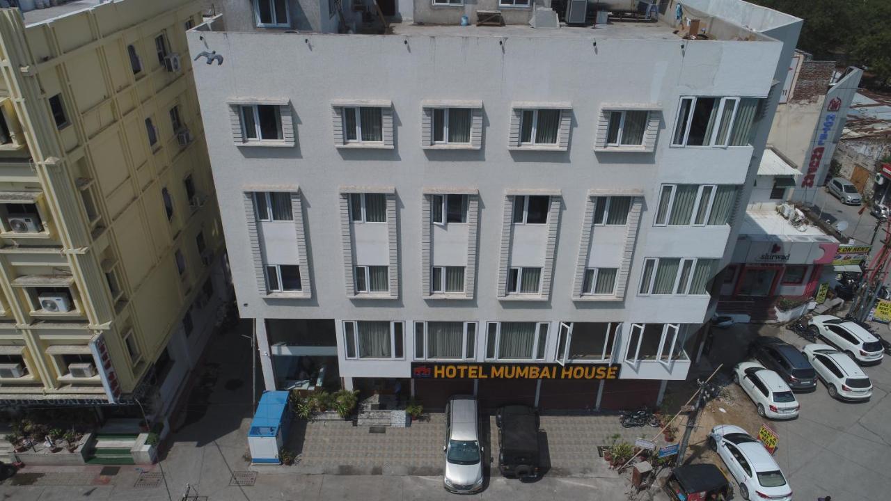 Hotel Mumbai House Express Udaipur Extérieur photo